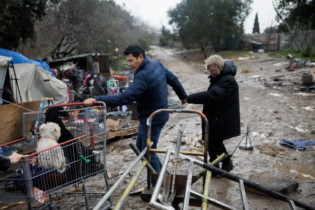 Bomb cyclone thrashes Northern California, downs power and trees