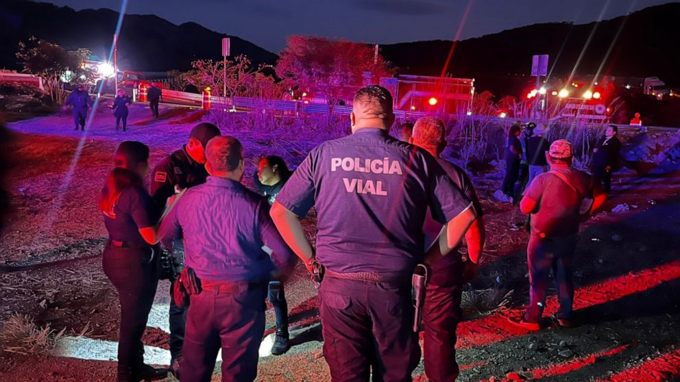 15 Dead, 47 Injured In Mexico Bus Crash