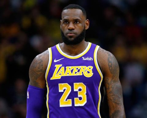 LeBron James Biography, Net Worth & Investments