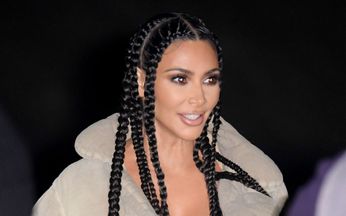 Kim Kardashian under fire for giving credits for her braids to a white stylist