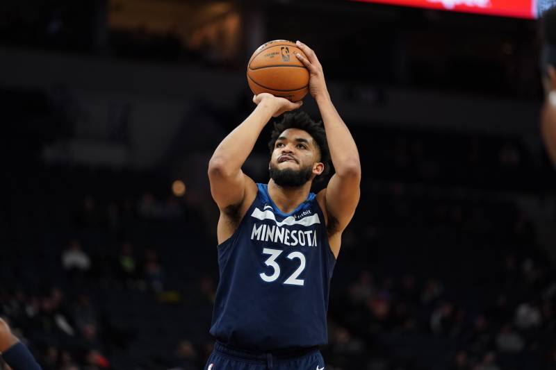 'Rest in Power' as Karl-Anthony Towns loses mother to COVID-19