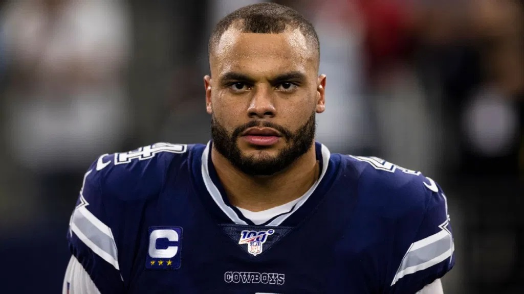 Dak Prescott Shows Support to George Floyd Protesters